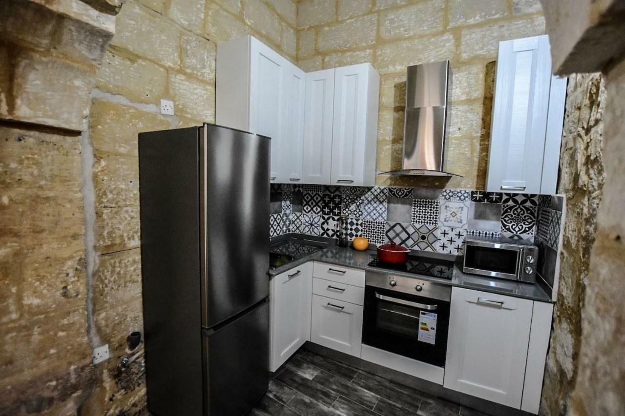 Historic Townhouse In Birgu Center Vila Exterior foto